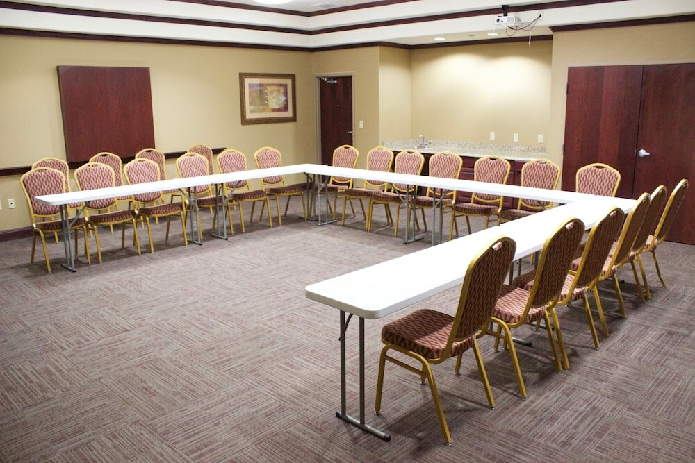 Фото Hampton Inn Seguin