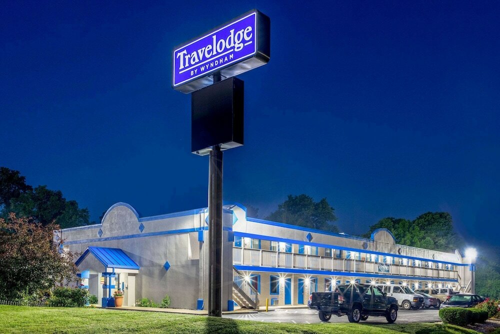 Фото Travelodge by Wyndham Richmond In