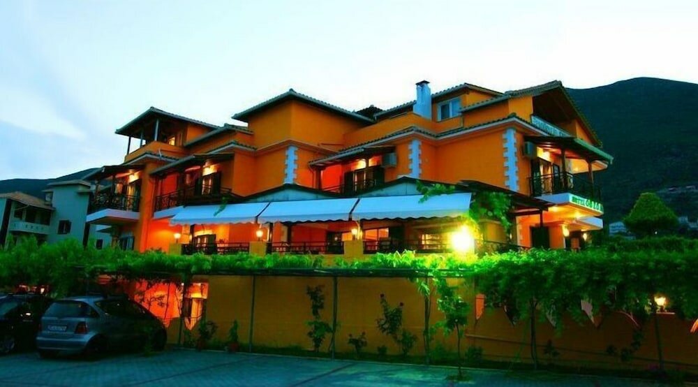 Фото Odeon Hotel