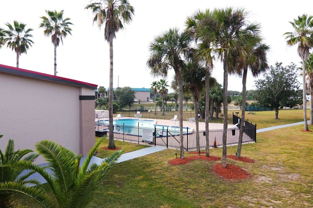 Фото Ramada by Wyndham Davenport Orlando South