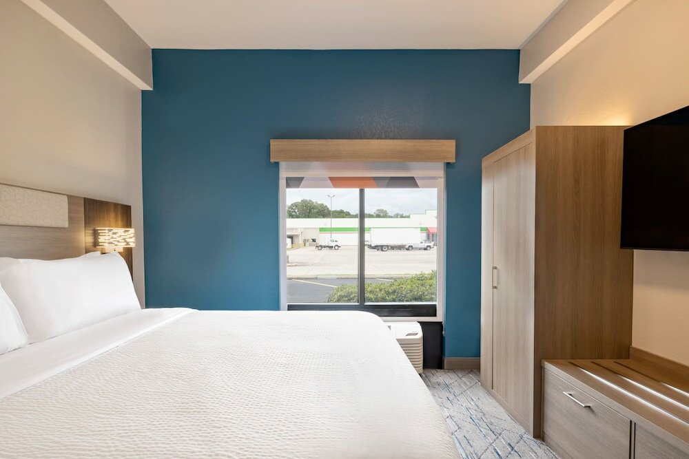 Фото Holiday Inn Express & Suites Opelousas, an Ihg Hotel
