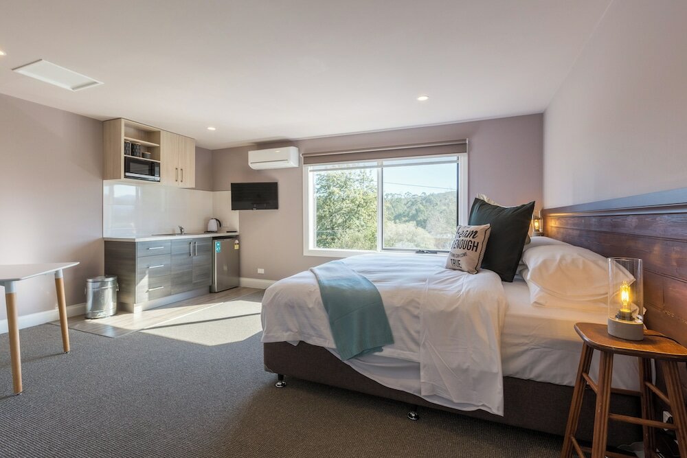 Фото The Old Mechanics