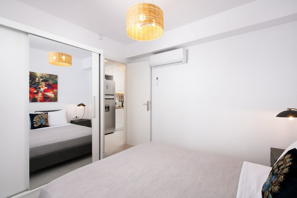 Фото Private Pool Holiday Home by Sunshine Place World