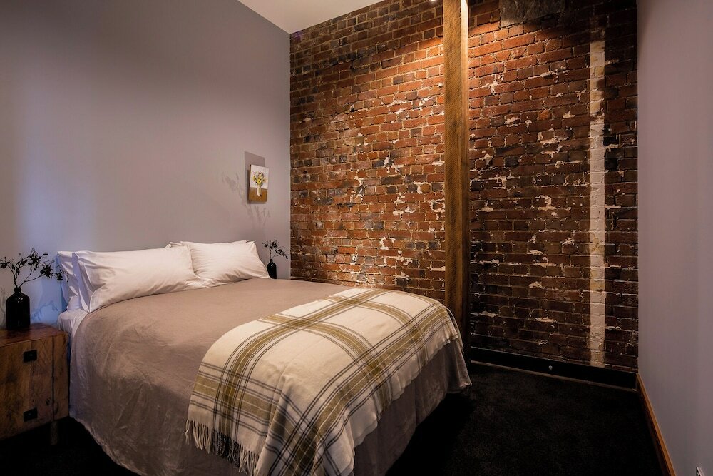 Фото The Thomas Gregg Apartments