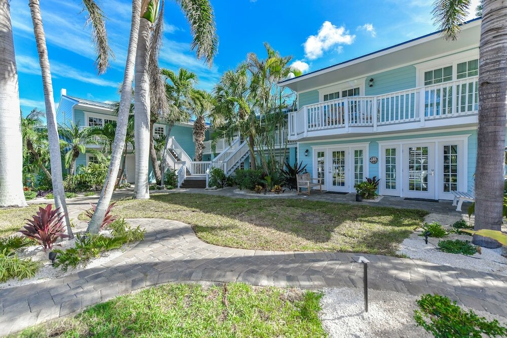 Фото Tropical Breeze Resort