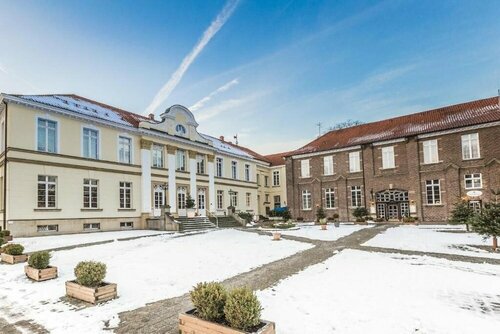 Гостиница Hotel Schloss Westerholt в Хертене