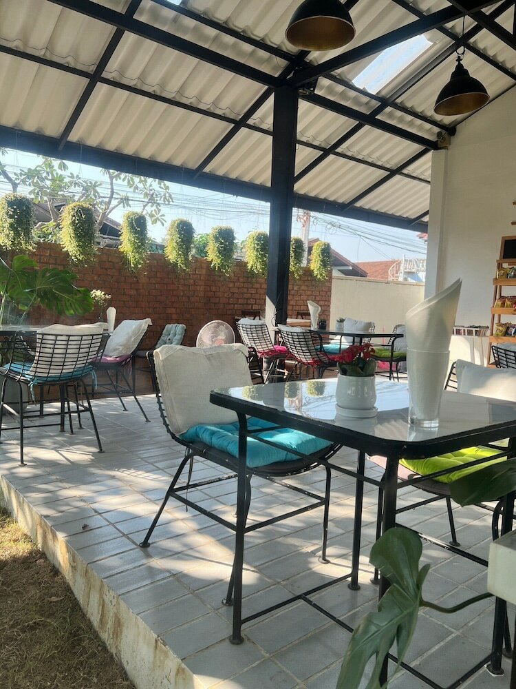 Фото Udee Cozy Hotel