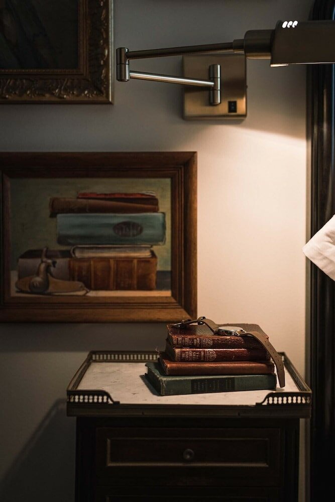 Фото The Avery Hotel