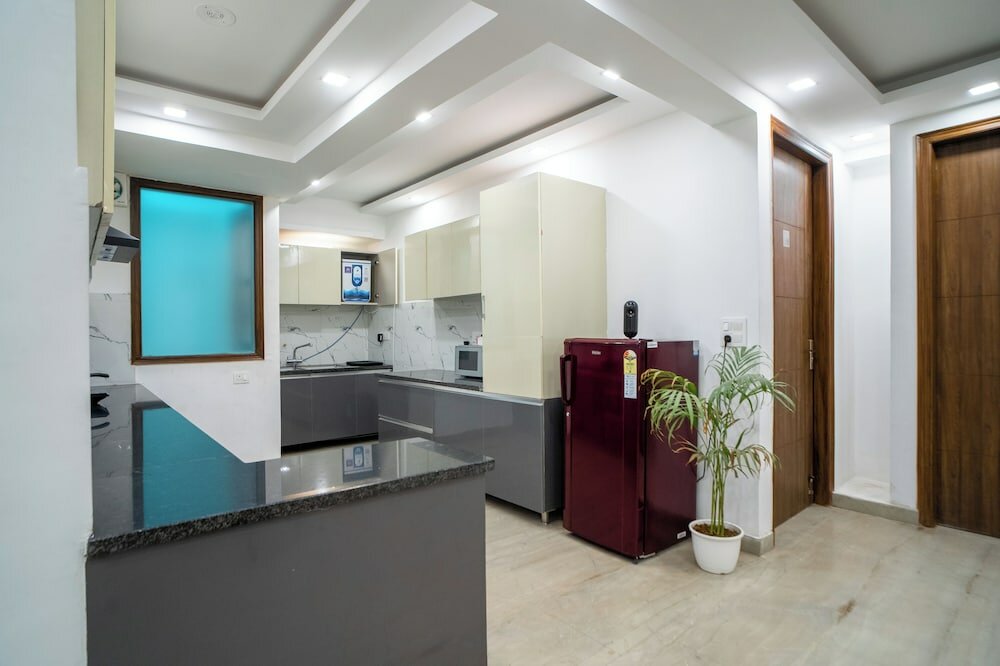 Фото FlxHo Uno - Golf Course Road