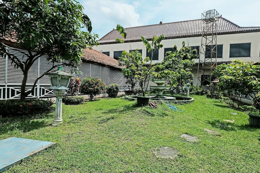 Фото Oyo 92454 Griya Raharja Guest House