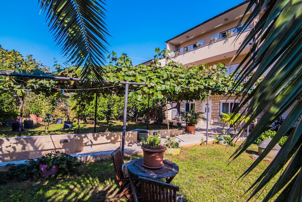 Фото Apartments Nicole 2