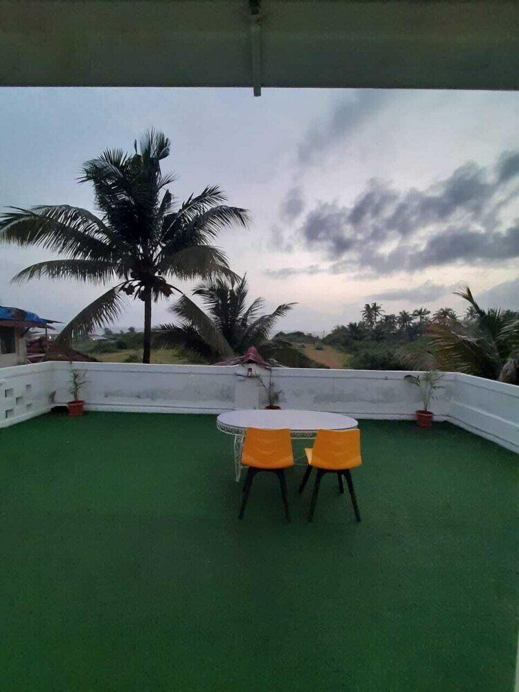 Фото Coral Beach Hotel Candolim