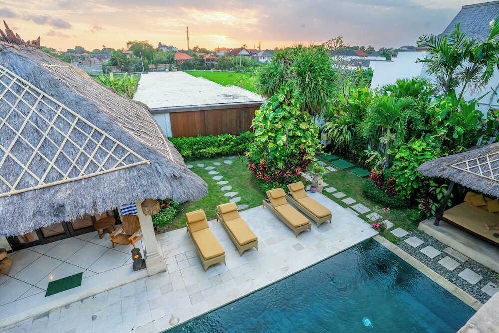 Фото Impiana Private Villas Seminyak