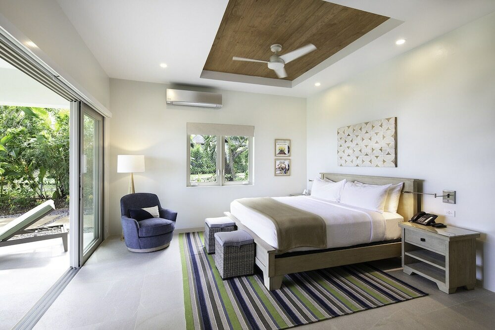 Фото Fabulous 5 Bedroom Beachfront Villa