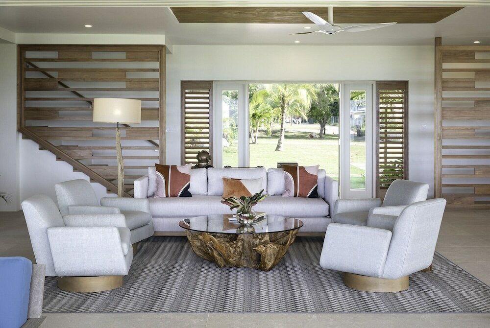 Фото Fabulous 5 Bedroom Beachfront Villa