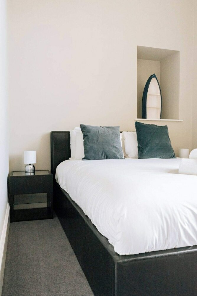 Фото Contemporary & Central 1bd Flat - Leith!