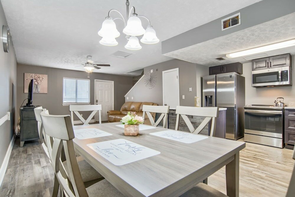 Фото White Sand Condo