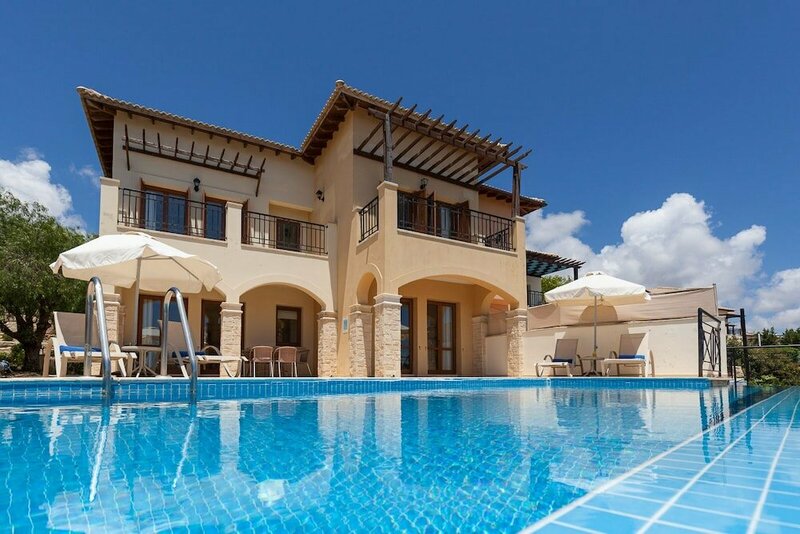Гостиница Aphrodite Hills Golf & SPA Resort Residences - Elite Villas