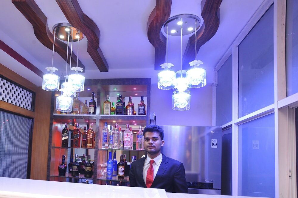 Фото Hotel Aarati