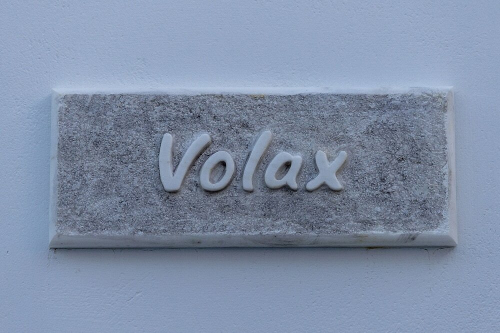 Фото White Holidays Project