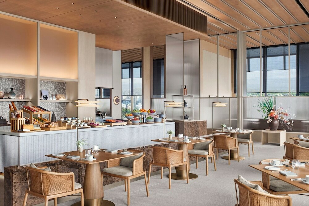 Фото The Ritz-Carlton, Fukuoka