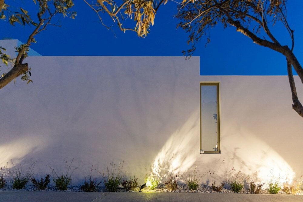 Фото White Holidays Project