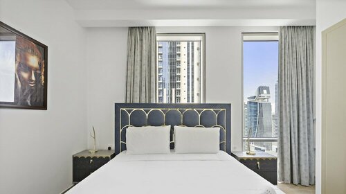 Апартаменты WelHome - Luxury Canal-Side Apartment in Al Habtoor City в Дубае