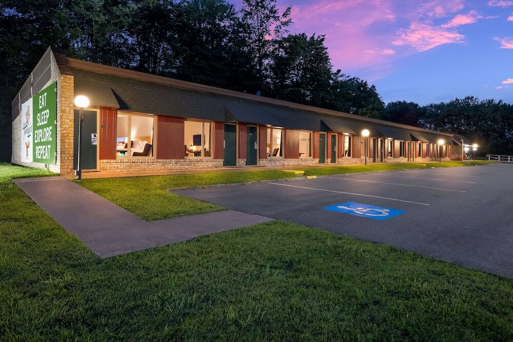 Фото Travelodge by Wyndham Emlenton