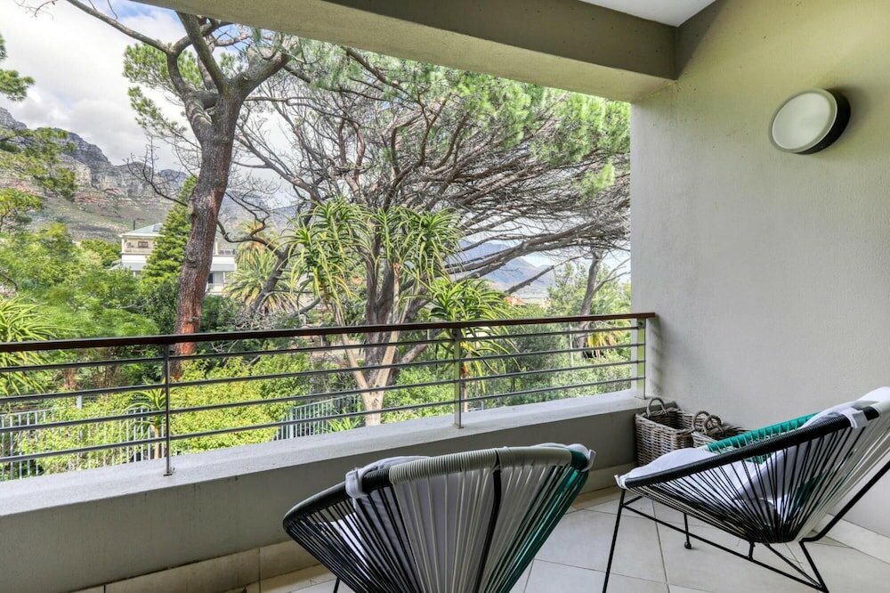 Фото The Glen Apartments