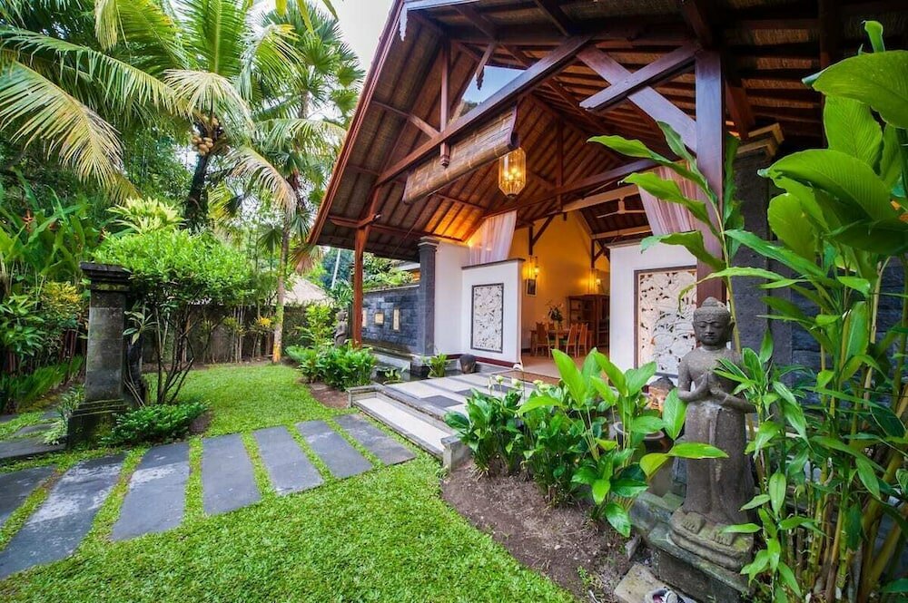 Фото Infinity Jungle View Aashaya Villa Ubud