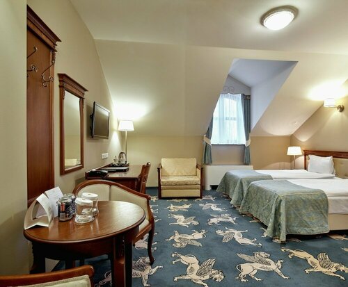 Гостиница Hotel Koronny в Замосьце