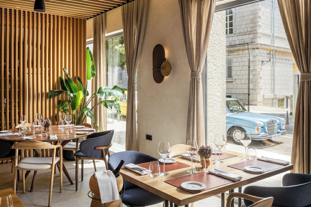 Фото Emotheo Heritage Hotel