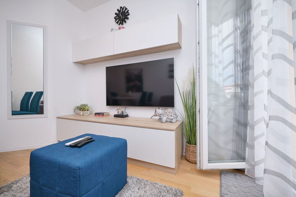 Фото Modern City Apartment