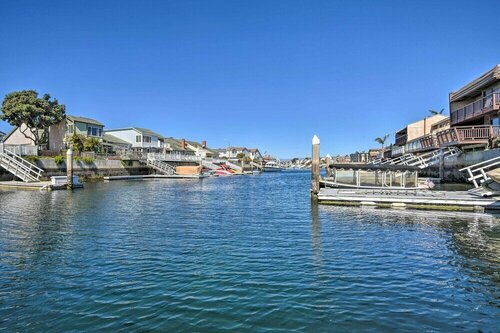 Гостиница Waterfront Oxnard Escape w Kayaks & Dock! в Порт Хаенем