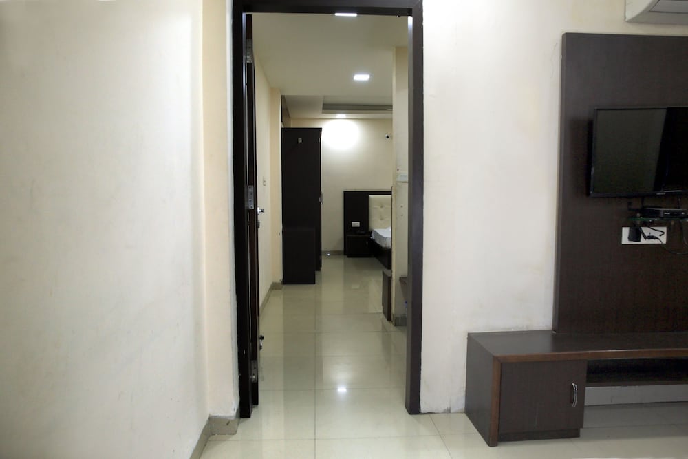 Фото Hotel Shri Krishna Baag Indore