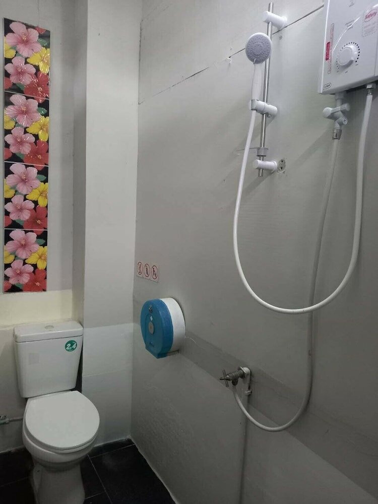 Фото Sleep with me hostel