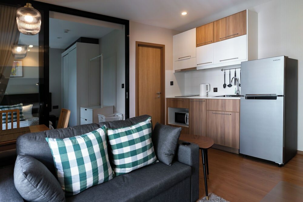 Фото Title V X413