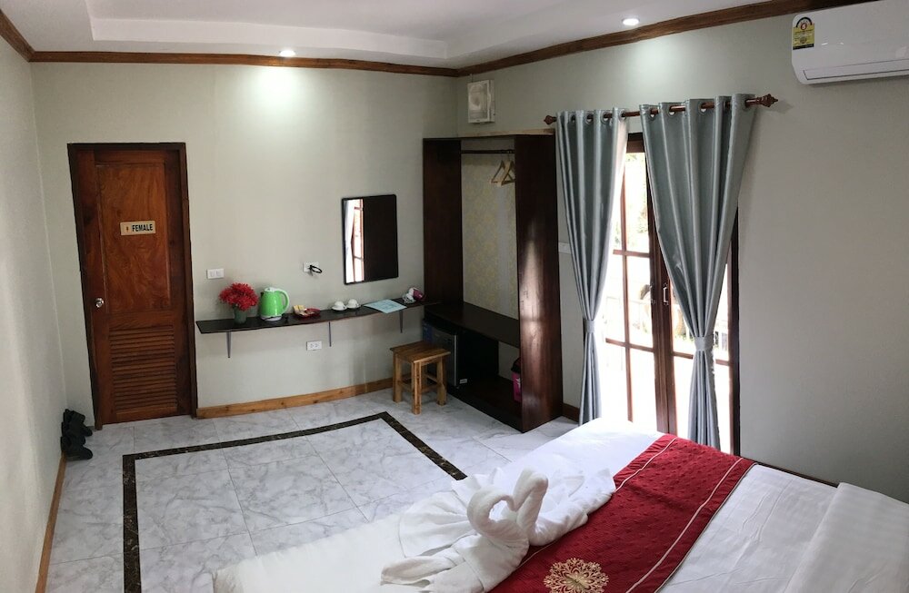 Фото Le KhounSok Boutique Hotel