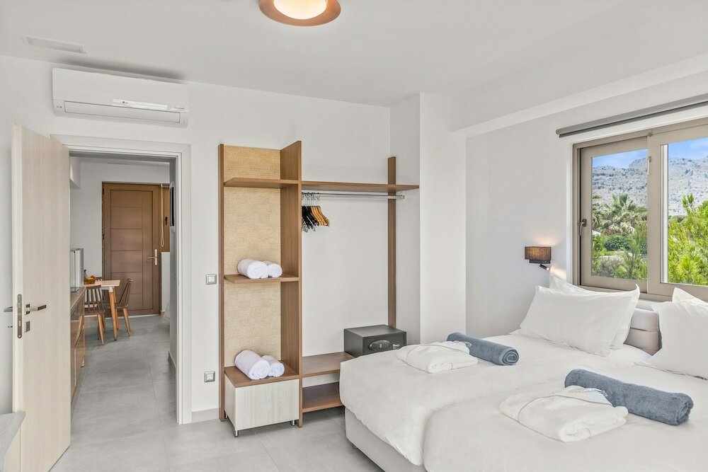 Фото Kouros Stone Suites