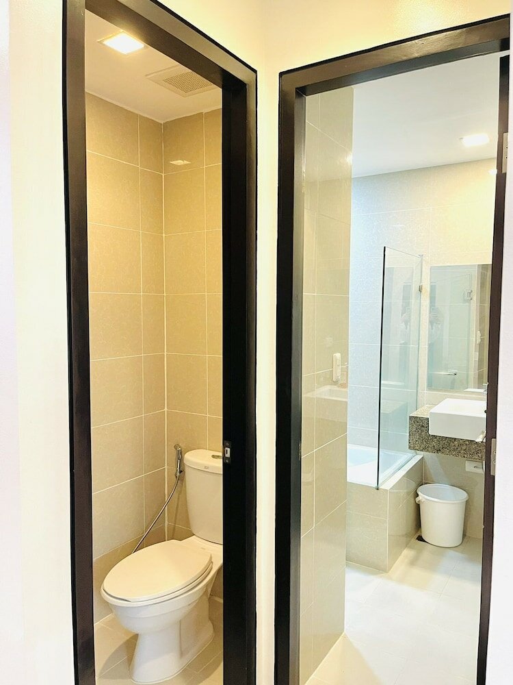 Фото Mactan Beach front Suites