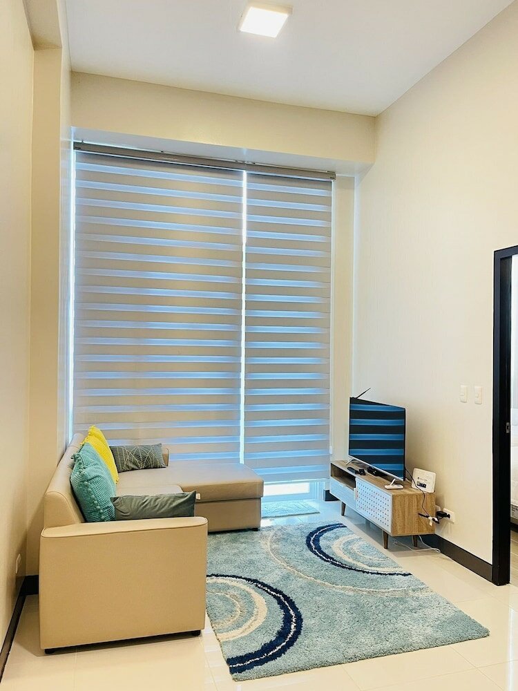 Фото Mactan Beach front Suites