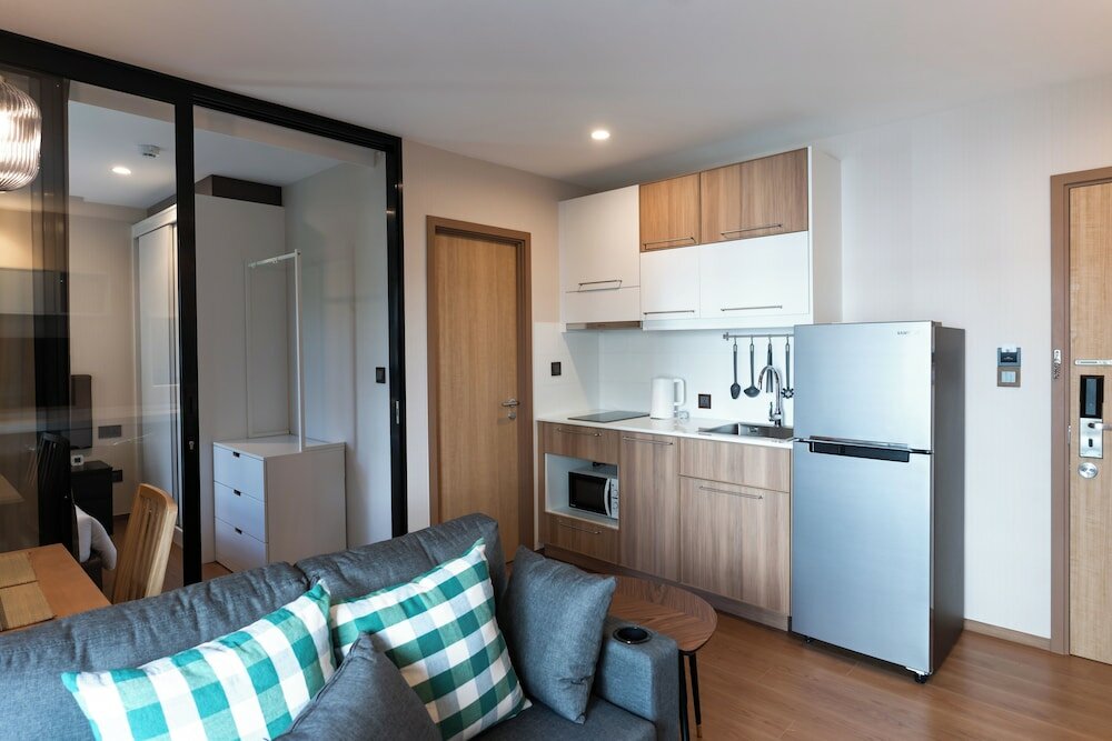 Фото Title V X413