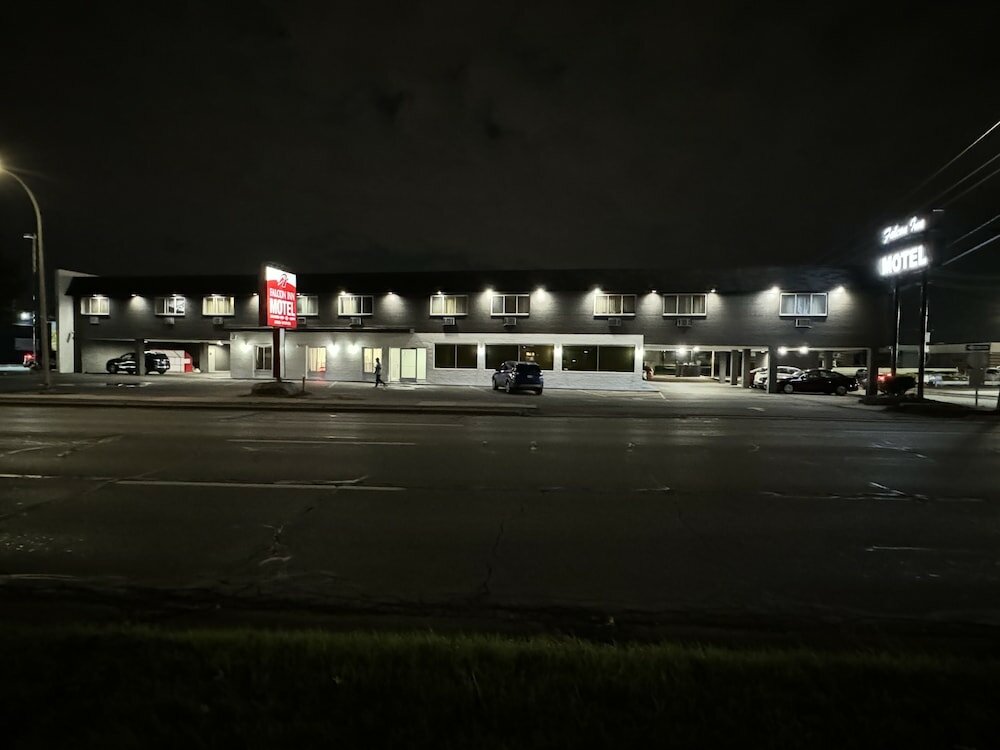 Фото Imperial Suites