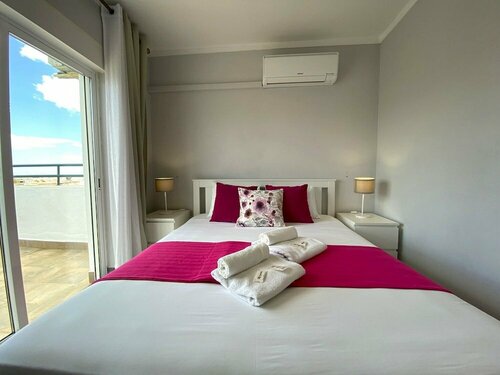Гостиница Quarteira Ocean Breeze 2 by Homing