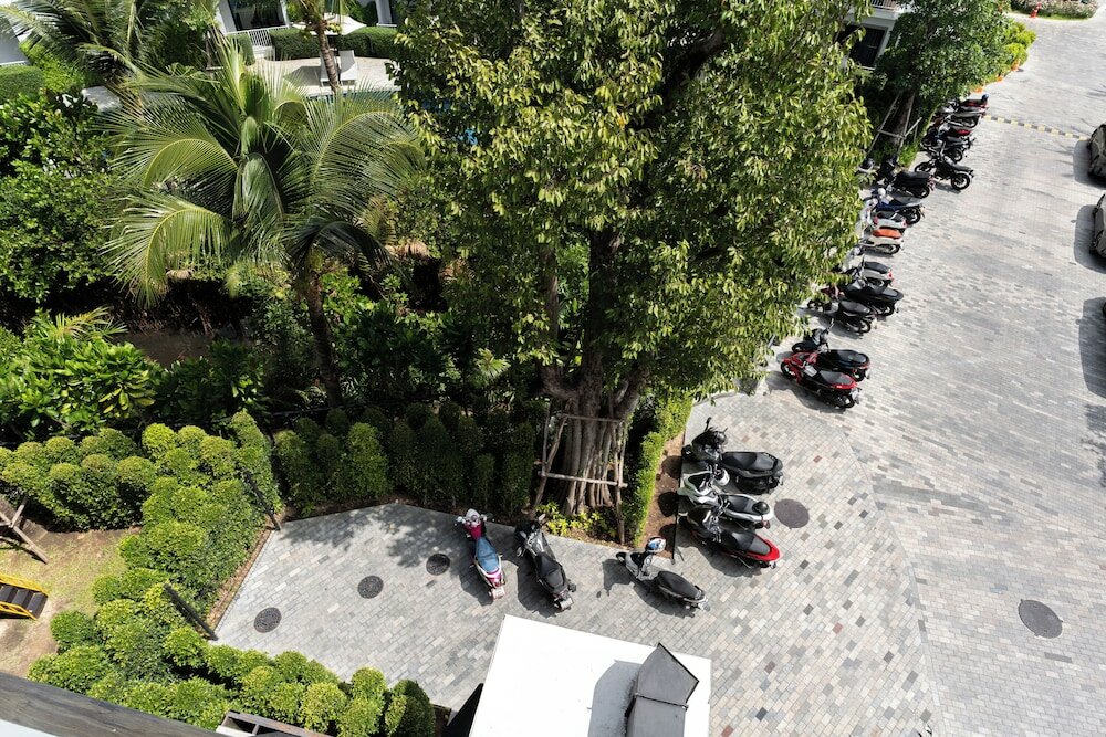 Фото Title V X413