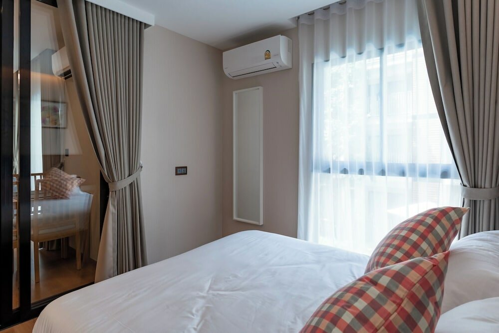 Фото The Title V X203