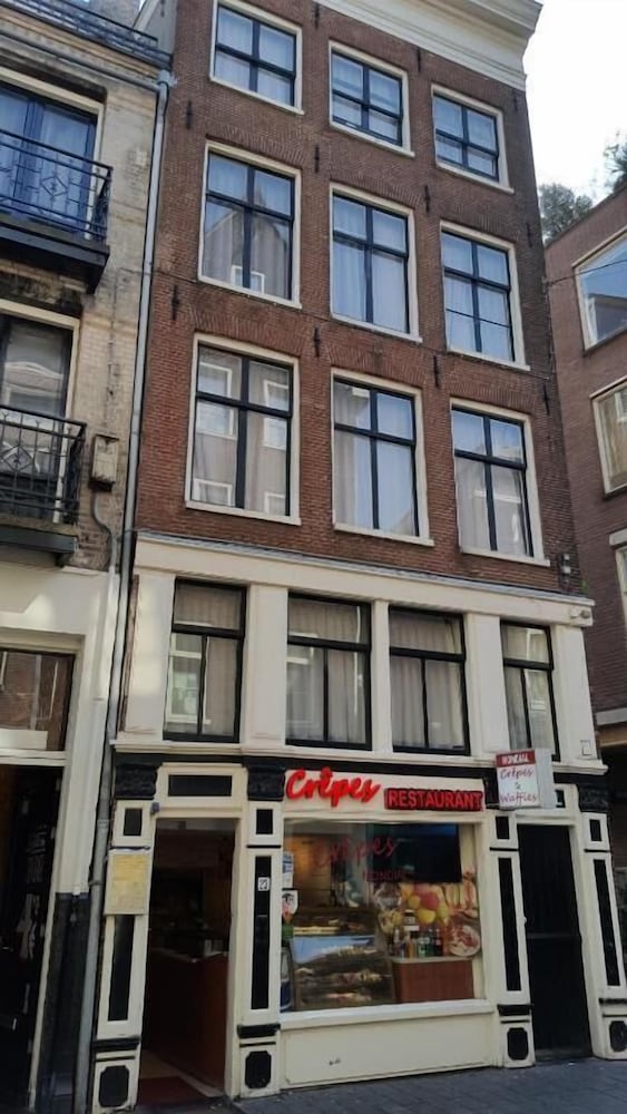 Фото Hotel Old Quarter