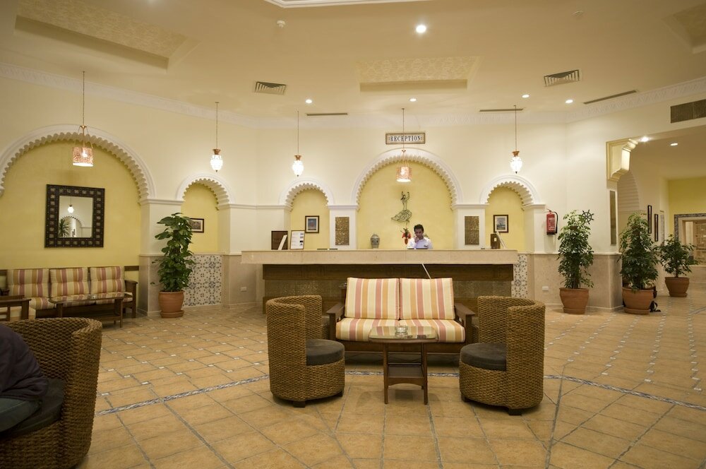 Фото Flamenco Beach and Resort