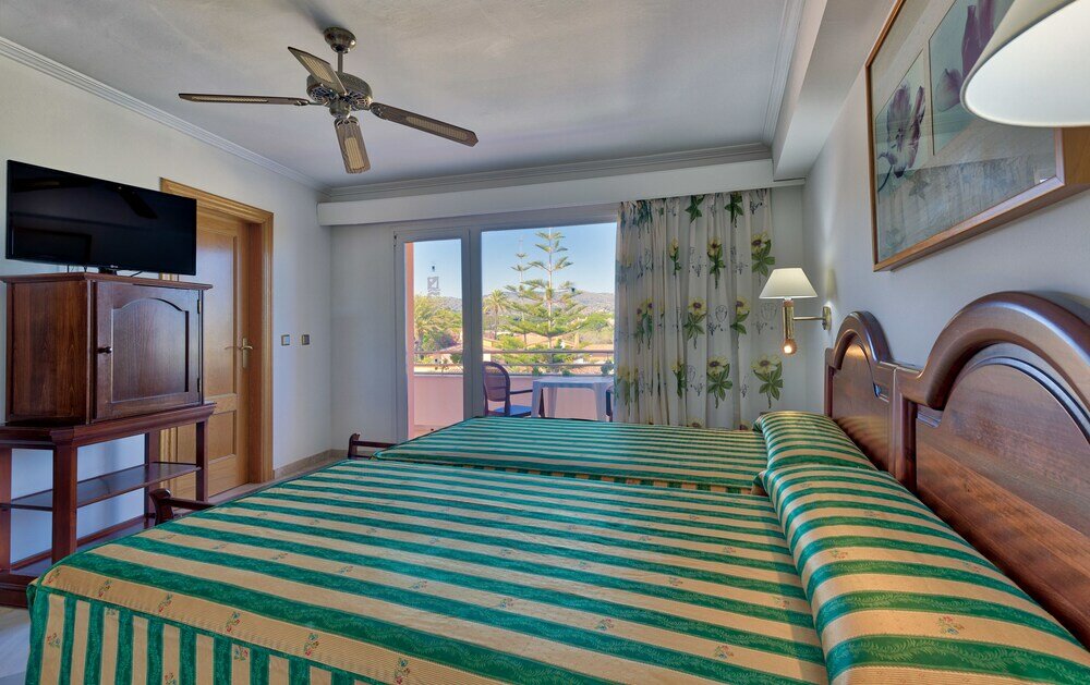 Фото Marbella Playa Hotel