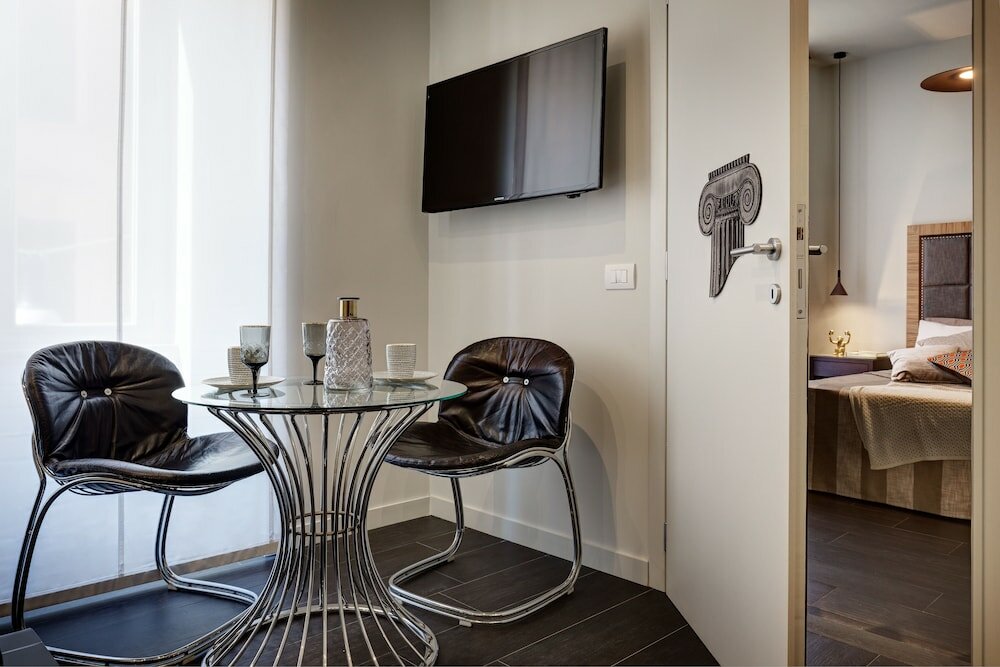 Фото Intown Luxury House